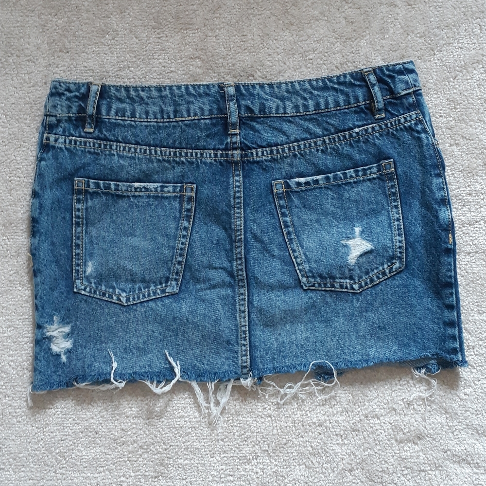 Mini Ripped Jean Skirt - Picture 4 of 5